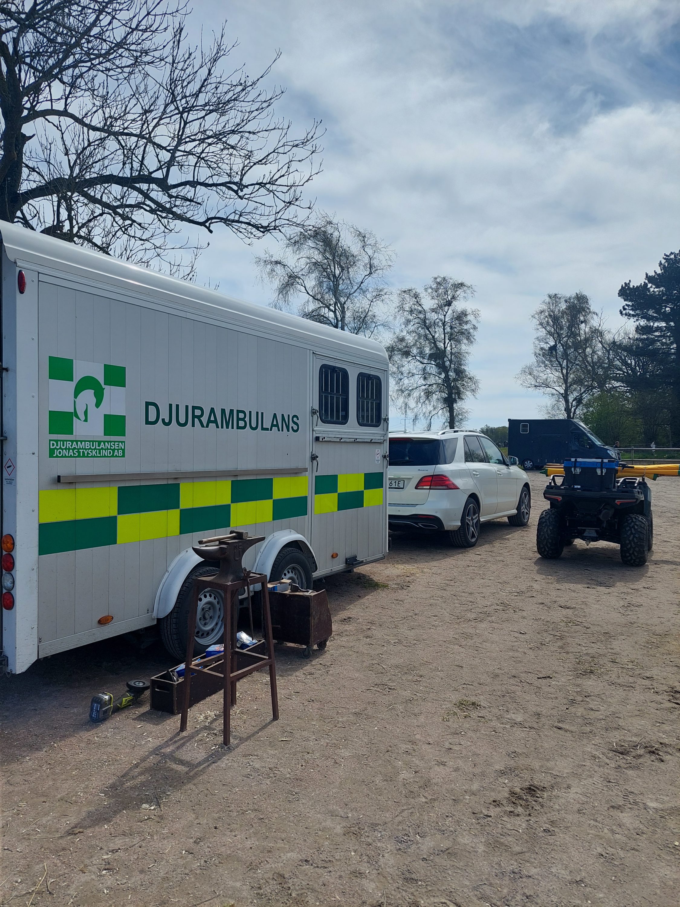 Djurambulans vid tävling Djurambulans vid tävling